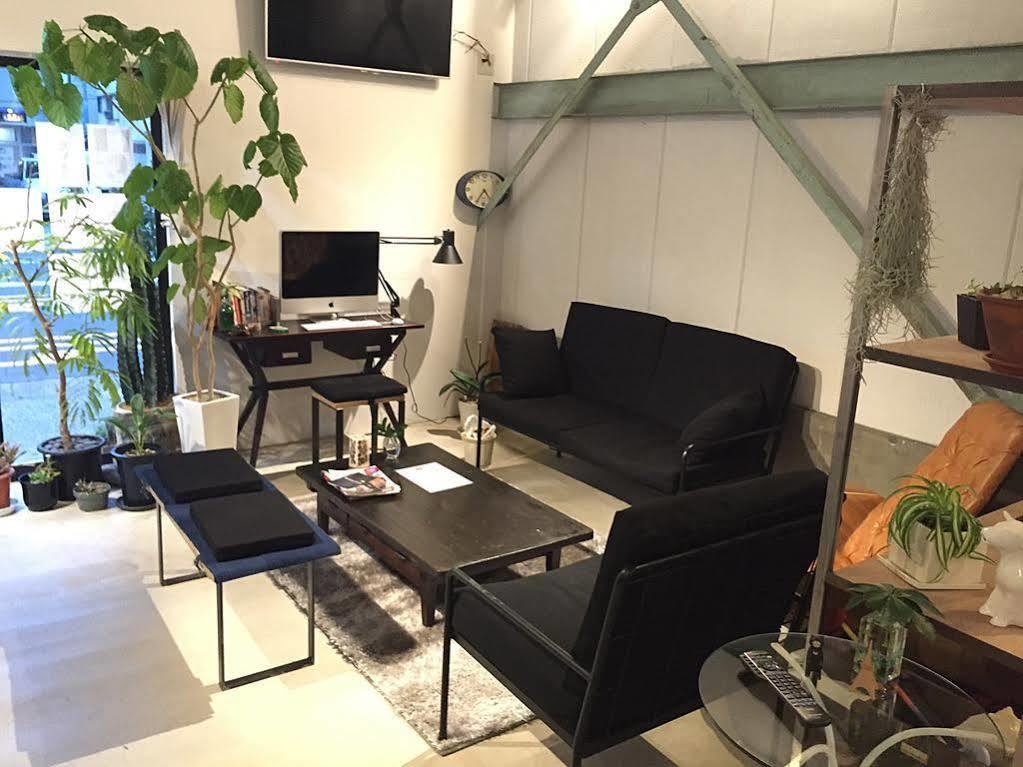 Хостел Tokyo Hutte Екстер'єр фото